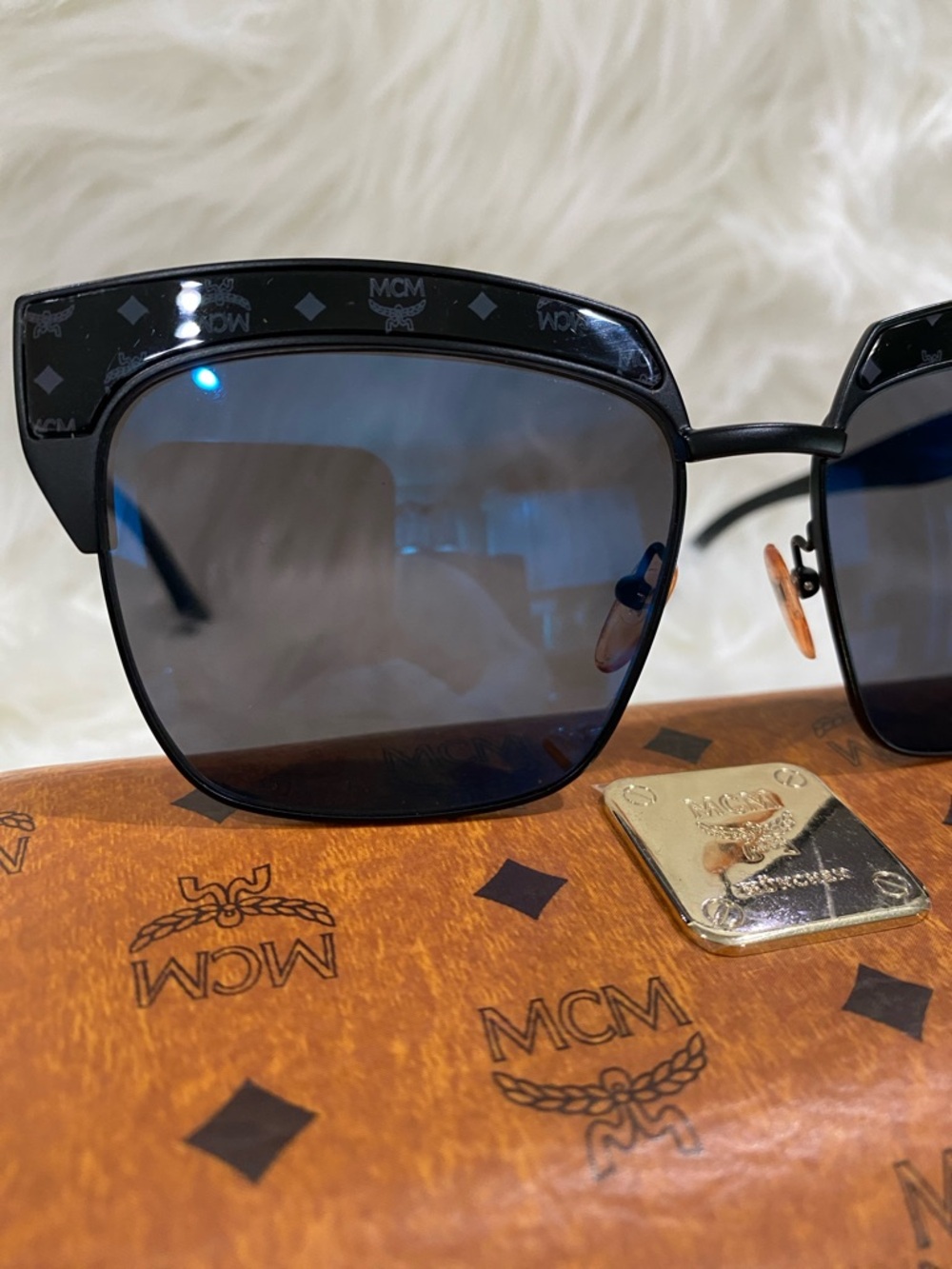 MCM Black Frame Sunglasses with Blue Mirrored Lenses NWOT - Picture 5 of 11